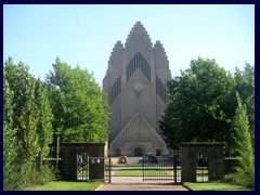 Grundtvigs kirke, Bispebjerg 36